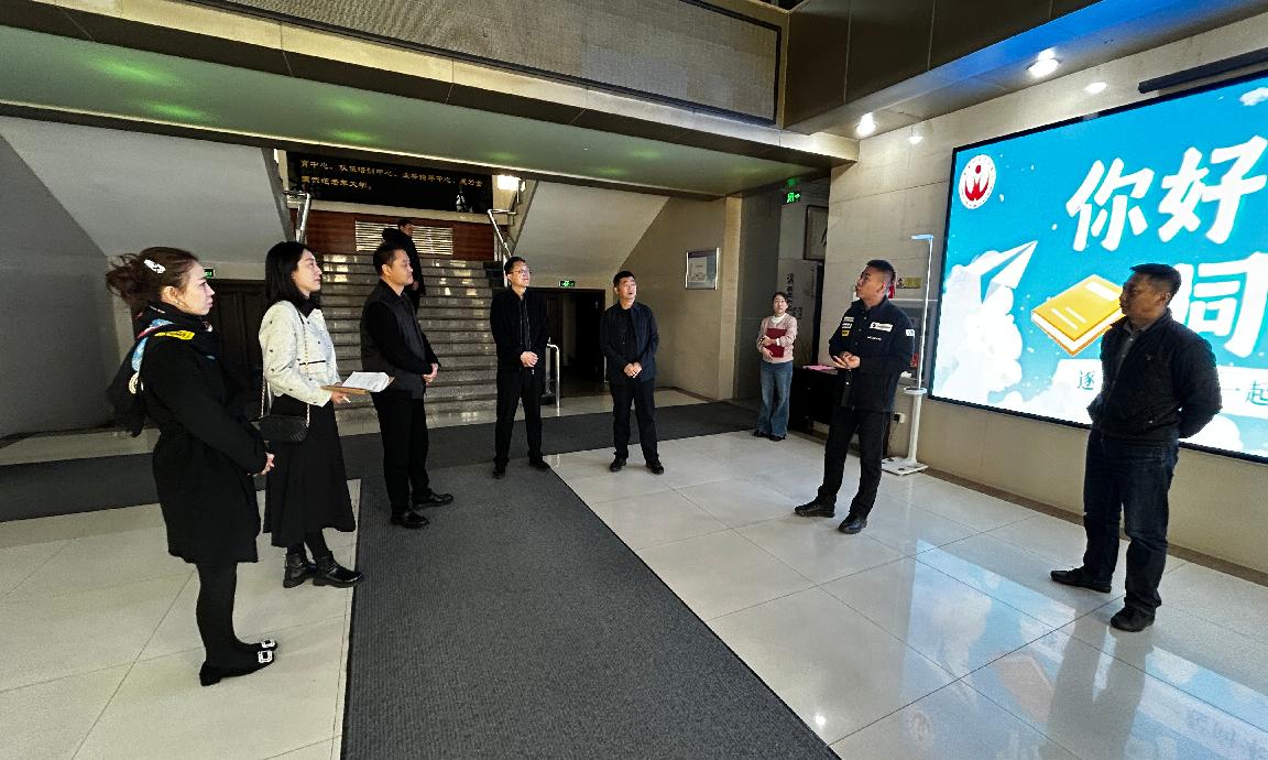 省委老干部局检查组到我校开展安全检查